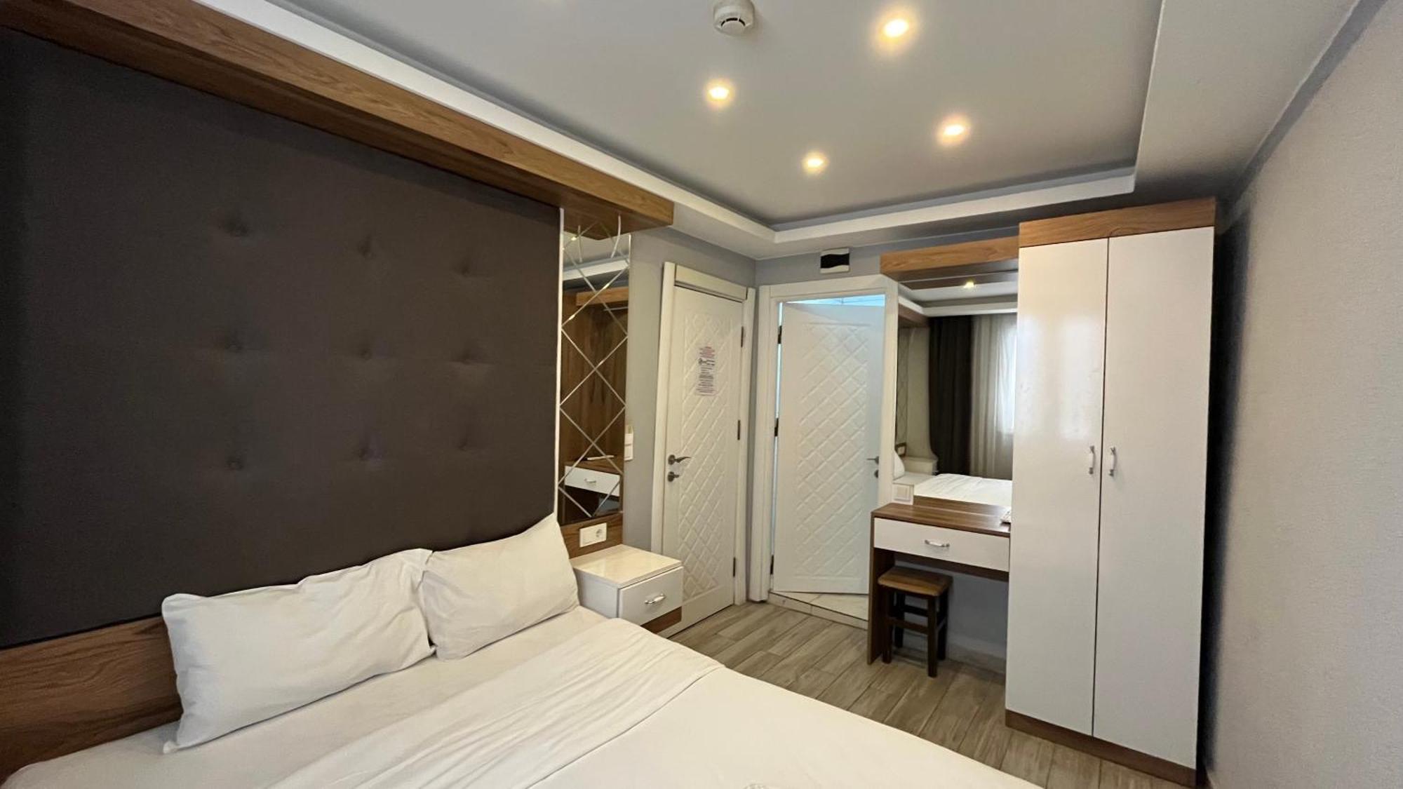 Hotel Tulip House Istanbul Bagian luar foto