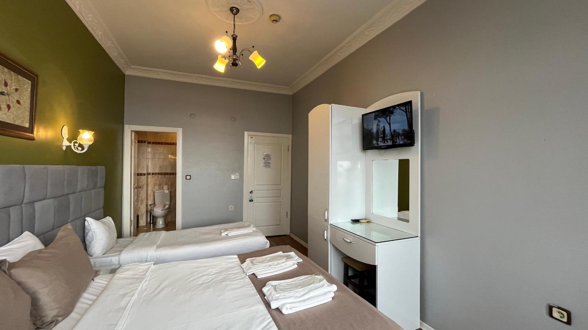 Hotel Tulip House Istanbul Bagian luar foto