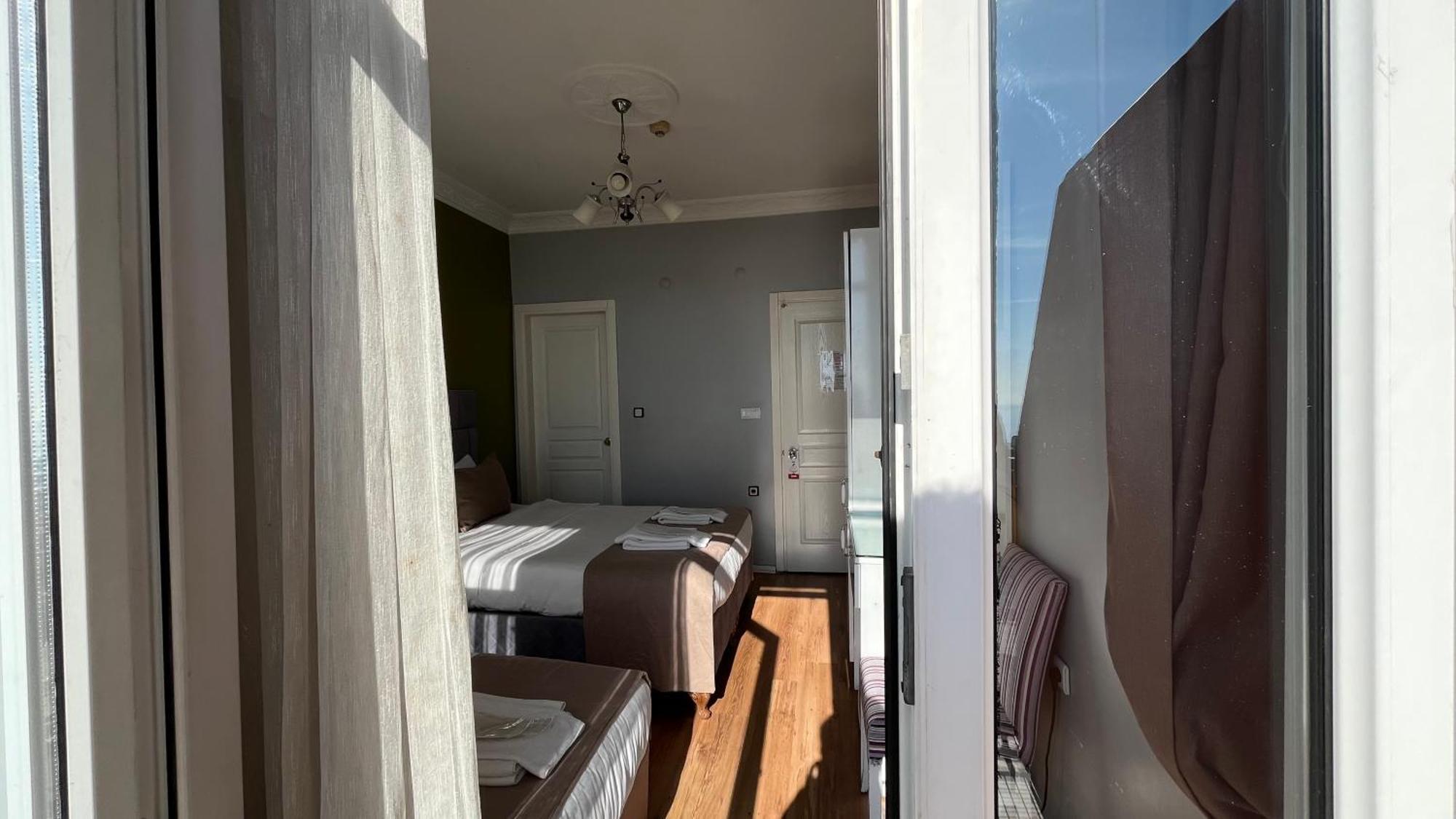 Hotel Tulip House Istanbul Bagian luar foto